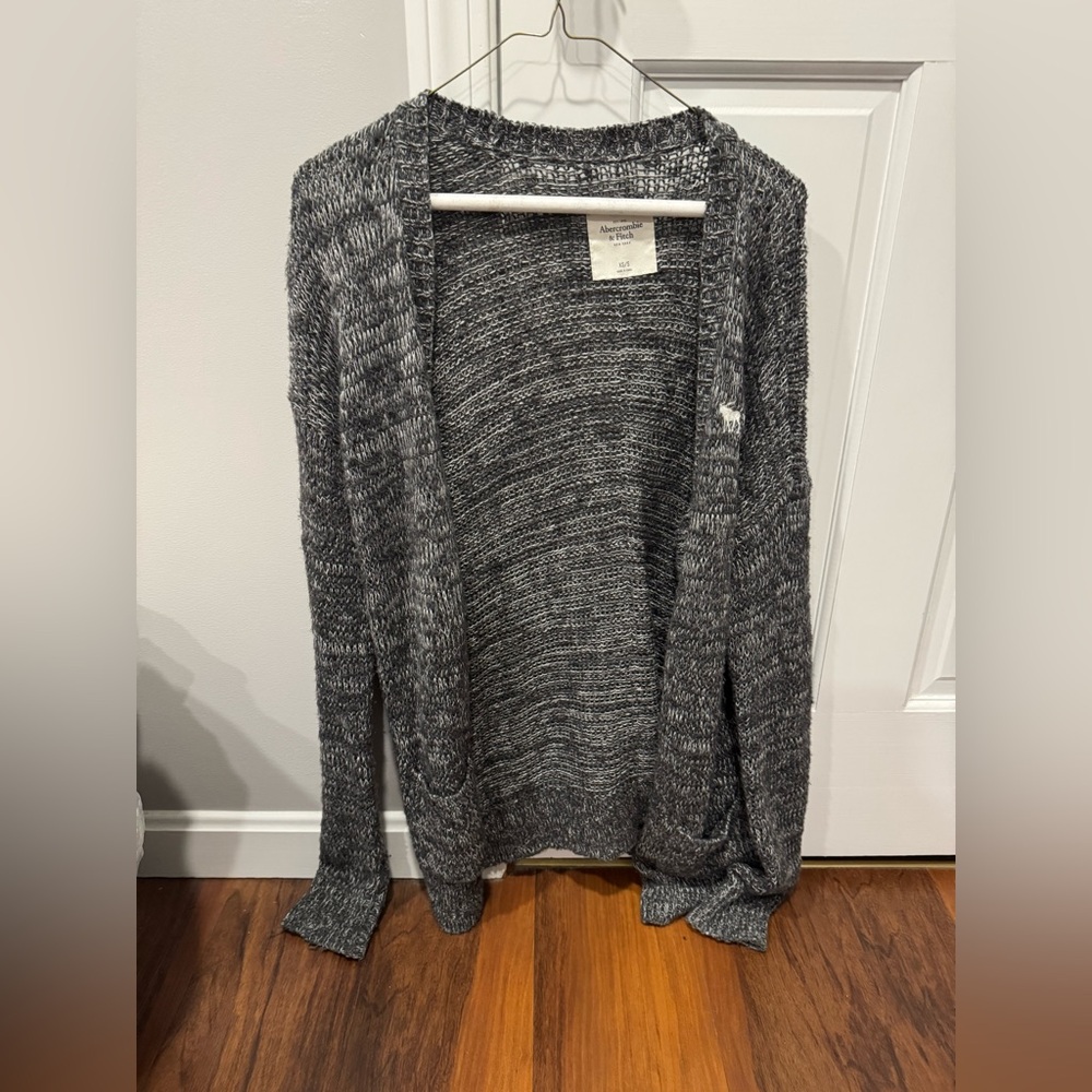 Woman sweater